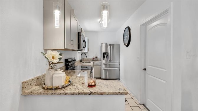 Interior, Kitchen, Stainless Steel Appliances