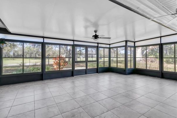 Empty room, Interior, Sun Room