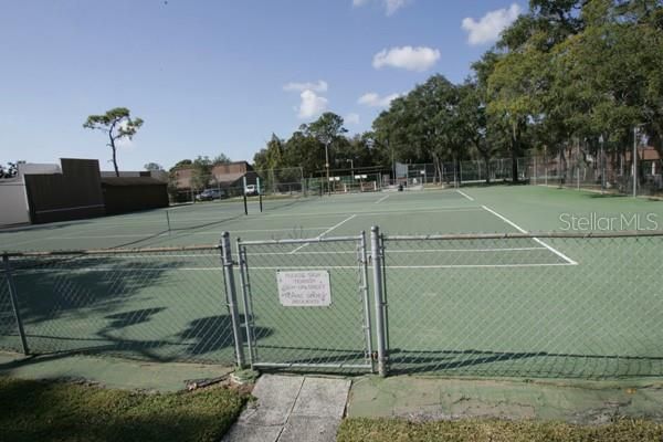 Exterior, Tennis Courts