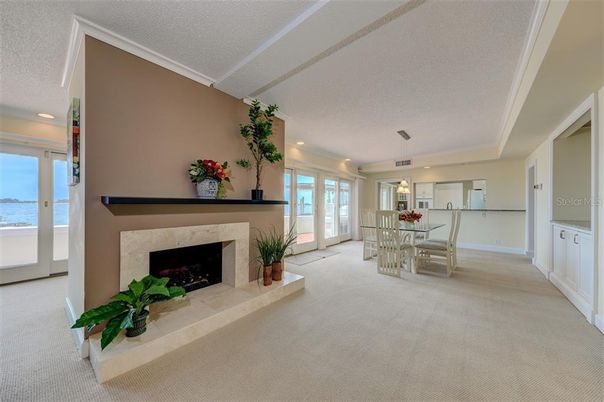 Dining room, Fireplace, Interior, Kitchen, Pendant Lights, Recessed Lighting