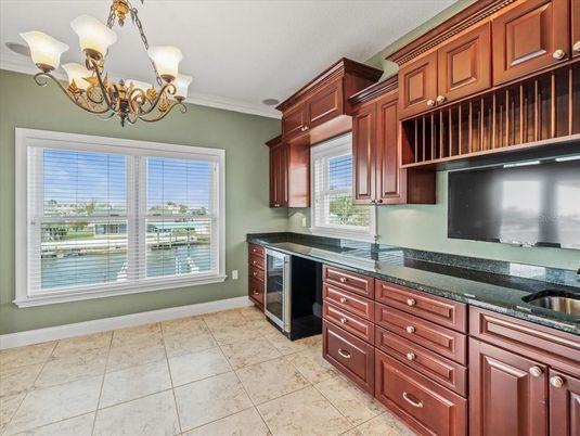 Chandelier, Interior, Kitchen