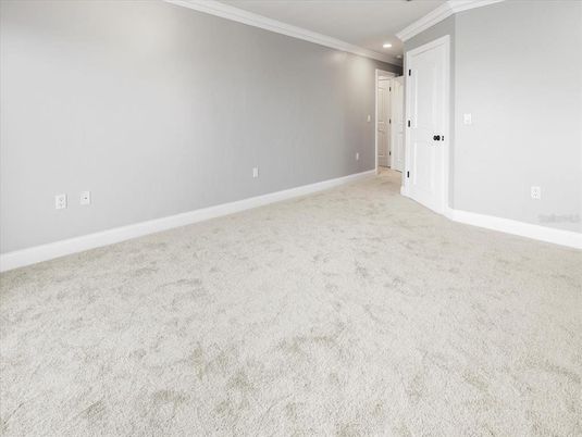 Empty room, Interior, Recessed Lighting