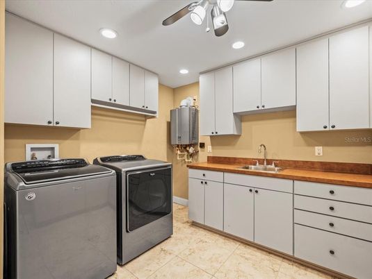 Interior, Recessed Lighting, Washer