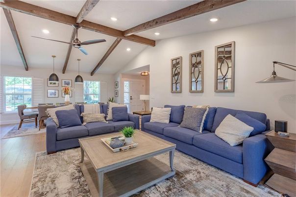Dining room, Interior, Living room, Pendant Lights, Recessed Lighting, Wooden Beams, Wood Texture Flooring