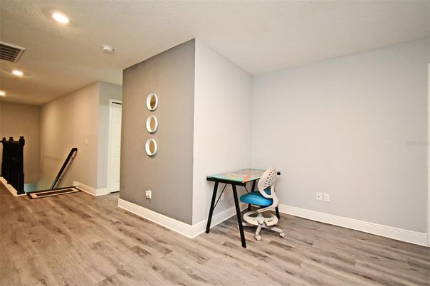 Home Office, Interior, Recessed Lighting, Wood Texture Flooring