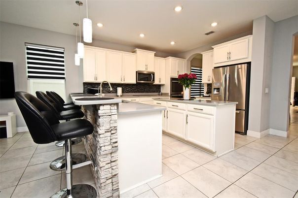 Interior, Kitchen, Pendant Lights, Recessed Lighting, Stainless Steel Appliances