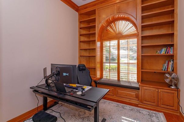 Home Office, Interior, Recessed Lighting, Wood Texture Flooring