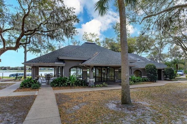 Backyard, Exterior, Facade, Ranch