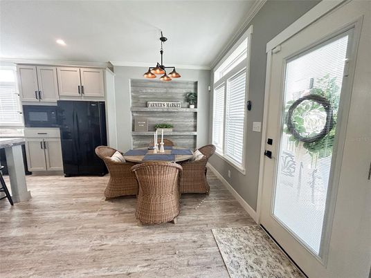 Dining room, Interior, Kitchen, Pendant Lights, Recessed Lighting, Wood Texture Flooring