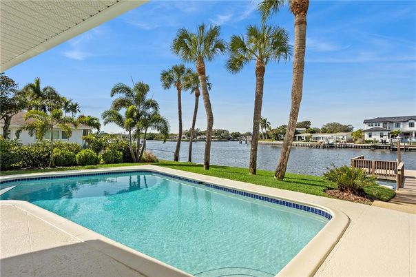 Exterior, Lake, Pool, Water