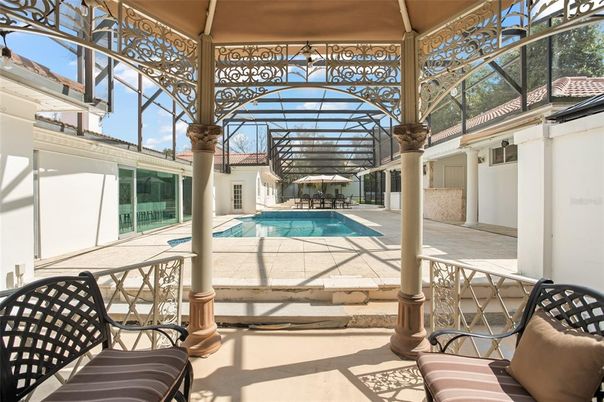 Exterior, Pool, Sun Room