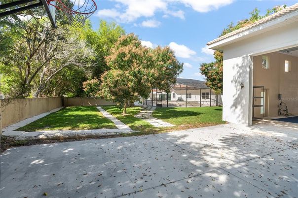 Backyard, Exterior