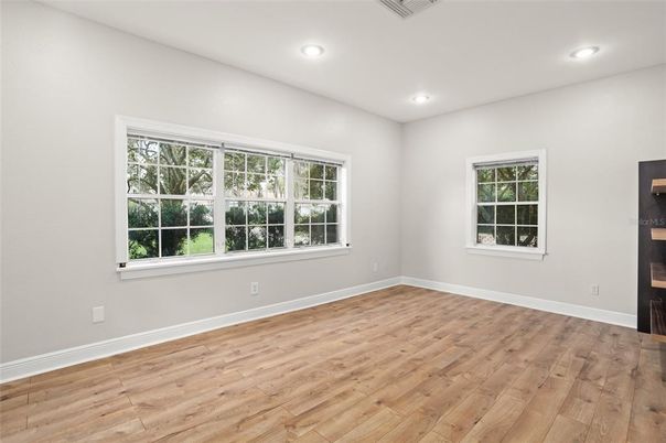 Empty room, Interior, Recessed Lighting, Wood Texture Flooring