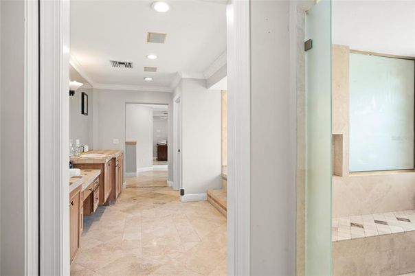 Bathroom, Interior, Recessed Lighting