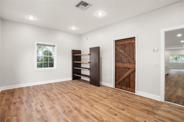 Empty room, Interior, Recessed Lighting, Wood Texture Flooring