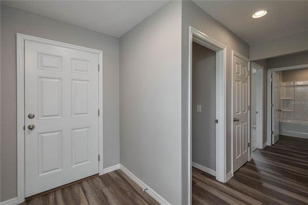 Interior, Recessed Lighting, Wood Texture Flooring