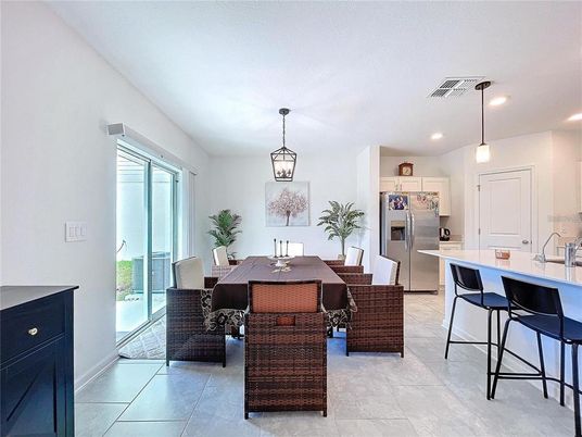 Dining room, Interior, Kitchen, Pendant Lights, Recessed Lighting, Stainless Steel Appliances