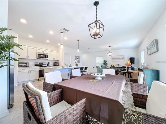 Dining room, Interior, Kitchen, Pendant Lights, Recessed Lighting, Stainless Steel Appliances