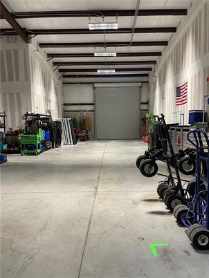 Garage, Interior