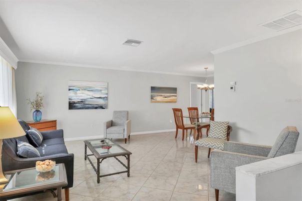 Chandelier, Dining room, Interior, Living room