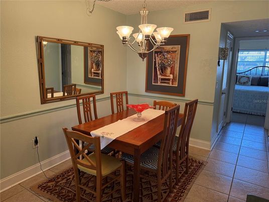 Chandelier, Dining room, Interior