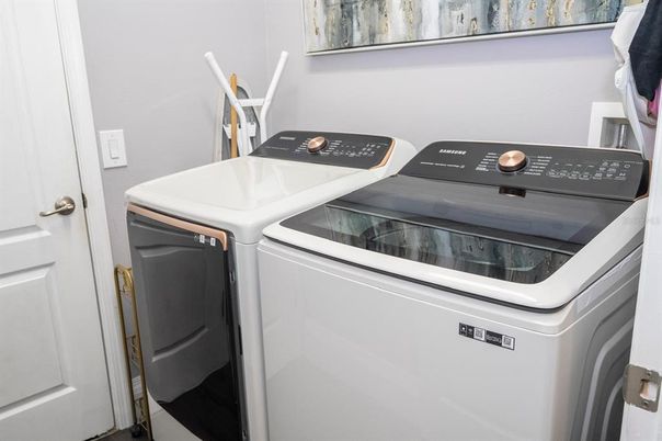 Interior, Washer