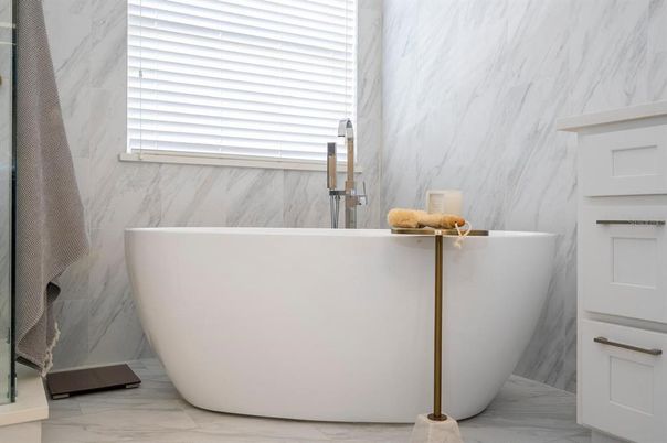 Bathroom, Free Standing Baths, Interior, Marble, Marble Walls
