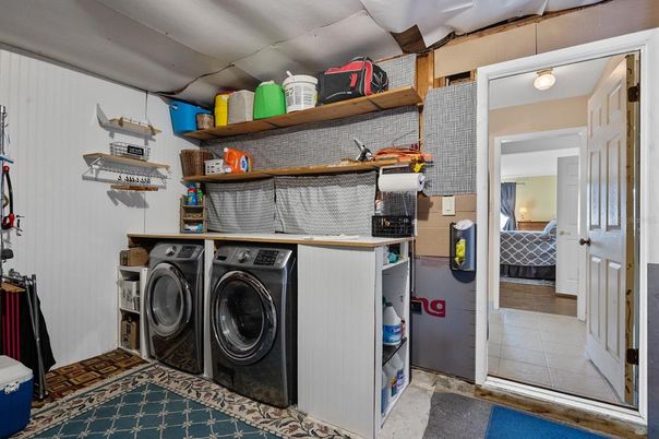 Bedroom, Interior, Washer