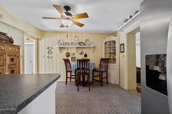 Dining room, Interior