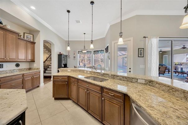 Dining room, Interior, Kitchen, Pendant Lights, Recessed Lighting