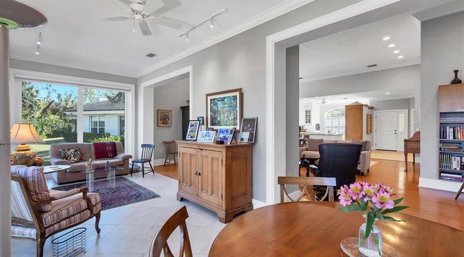 Dining room, Interior, Living room, Recessed Lighting