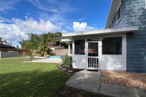 Backyard, Exterior