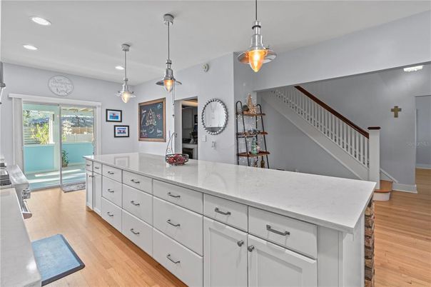 Interior, Kitchen, Pendant Lights, Recessed Lighting, Wood Texture Flooring