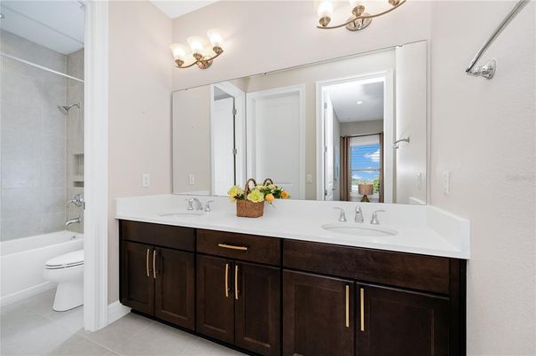 Bathroom, Dual Sink Vanities, Interior