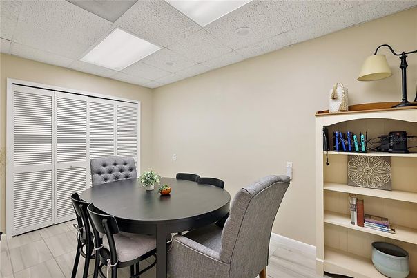 Dining room, Interior