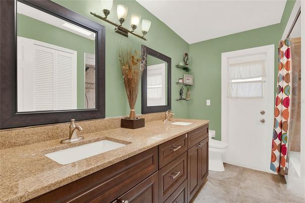 Bathroom, Dual Sink Vanities, Interior