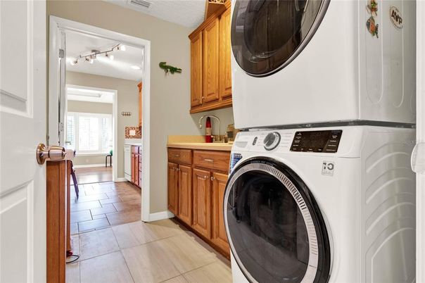 Interior, Utility Closets, Washer