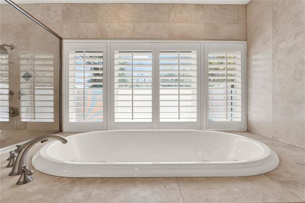 Bathroom, Free Standing Baths, Interior