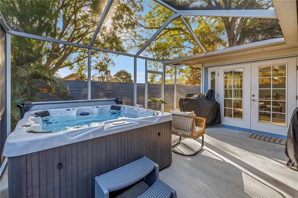 Glass Ceilings, Hot Tub, Interior, Sun Room