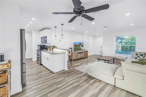 Interior, Kitchen, Pendant Lights, Recessed Lighting, Wood Texture Flooring