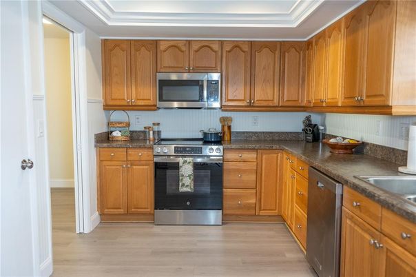 Interior, Kitchen, Stainless Steel Appliances, Wood Texture Flooring