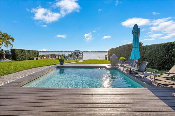 Exterior, Pool, Water