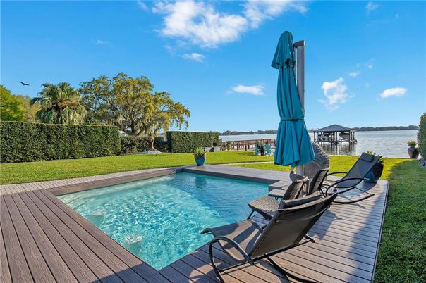 Exterior, Pool, Water