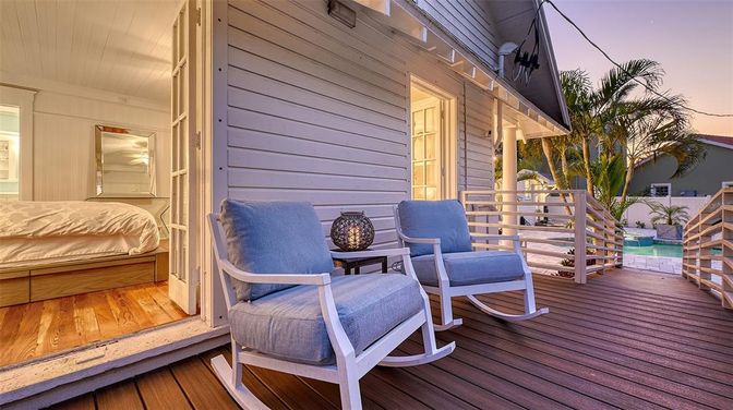 Exterior, Wood Texture Flooring