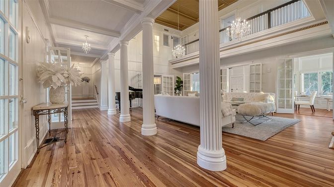Chandelier, Interior, Piano, Wood Texture Flooring