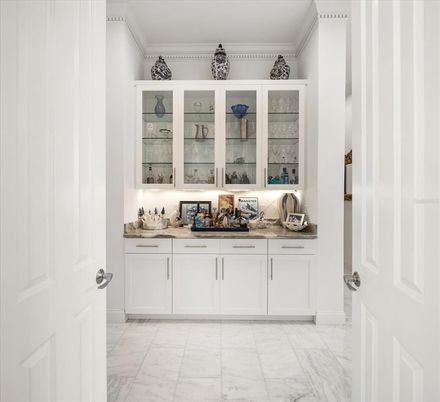 Interior, Marble