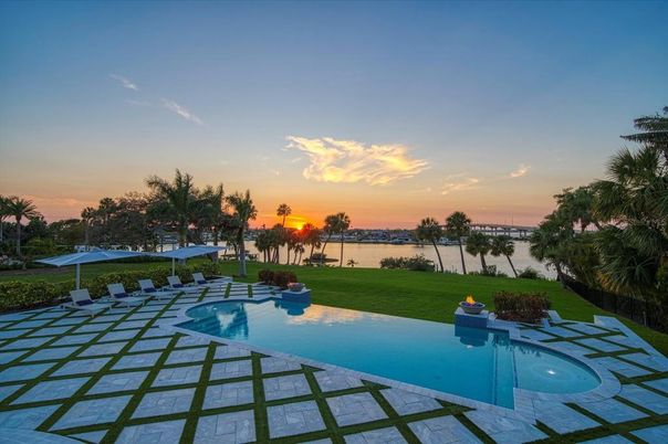 Backyard, Exterior, Pool