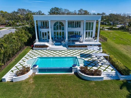Backyard, Exterior, Pool