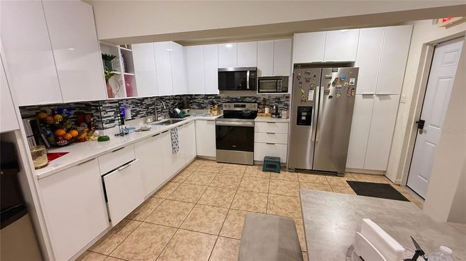 Interior, Kitchen, Stainless Steel Appliances
