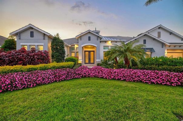 Backyard, Exterior, Facade, Farmhouse